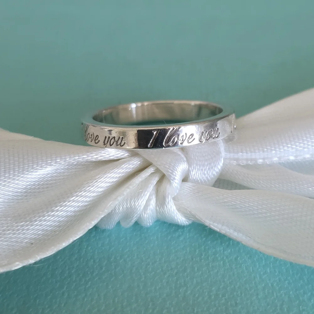 Retired I love you band ring - Picture 2 of 8